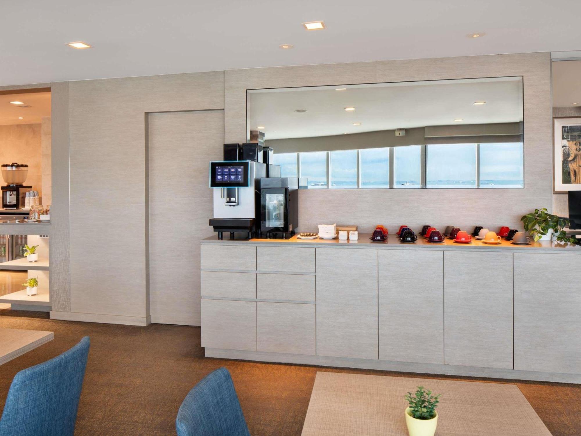 Grand Mercure Singapore Roxy Екстер'єр фото
